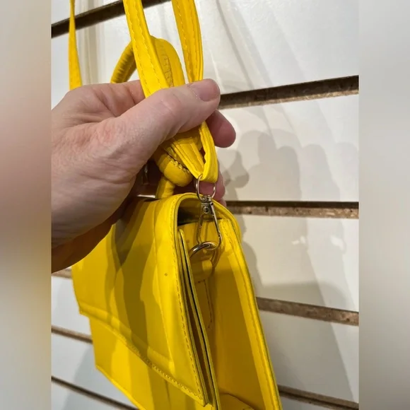 Bright Yellow faux-leather bag - Picture 3 of 9